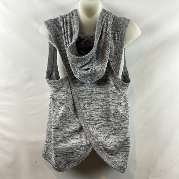 Athleta Blissful Balance Zip Up Heather Gray Hooded‎ Vest Open Back Size S - Picture 8 of 12